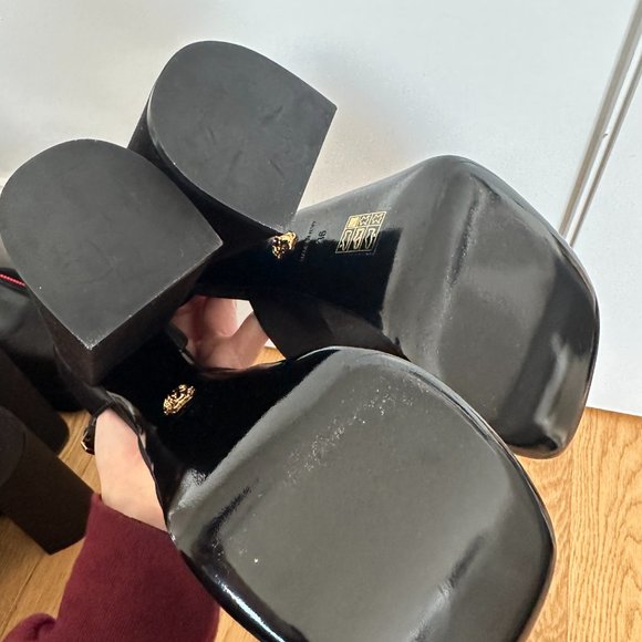 Versace Aevitas Satin Platform Pumps Ankle Strap Medusa Charm Square Toe Sz 38.5 - Picture 10 of 10